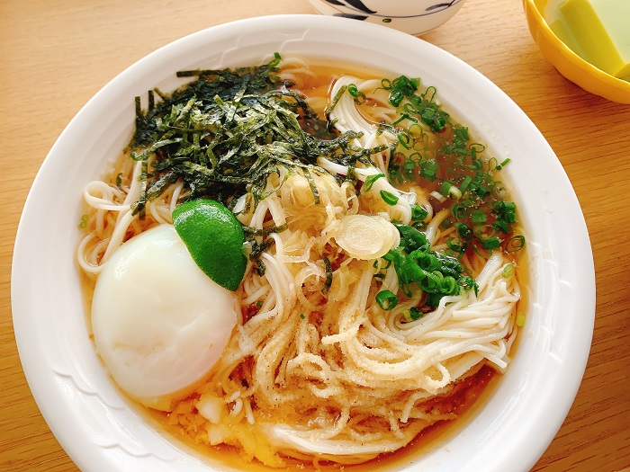 【昼食】冷やしぶっかけそうめん