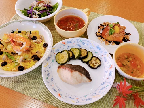 【夕食】9月のお誕生会食
