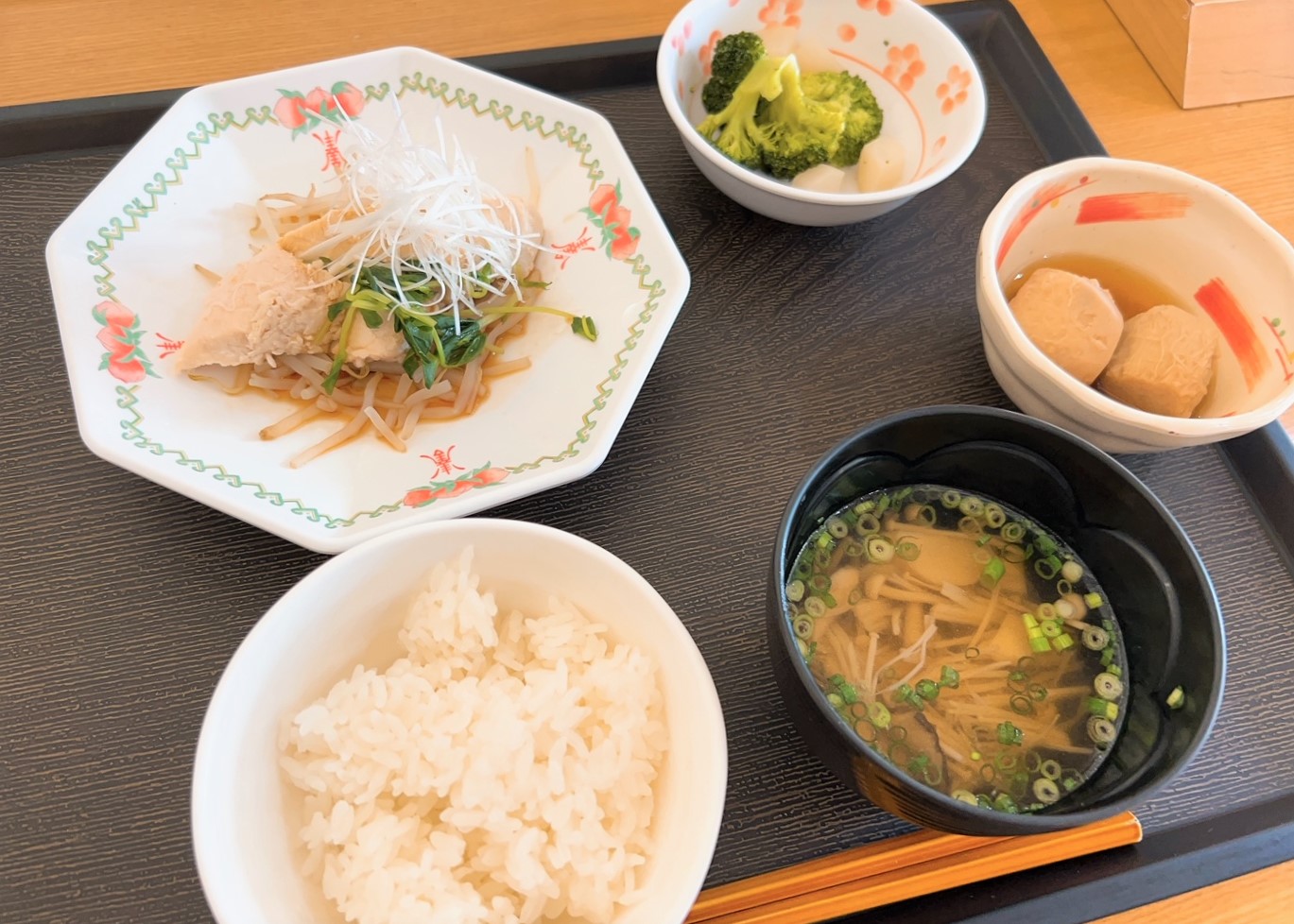 よだれ鶏（昼食）