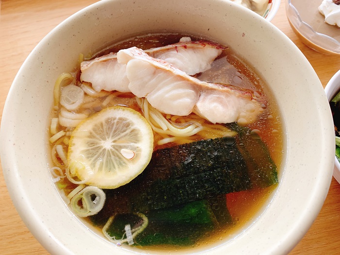 【昼食】塩レモン鯛ラーメン