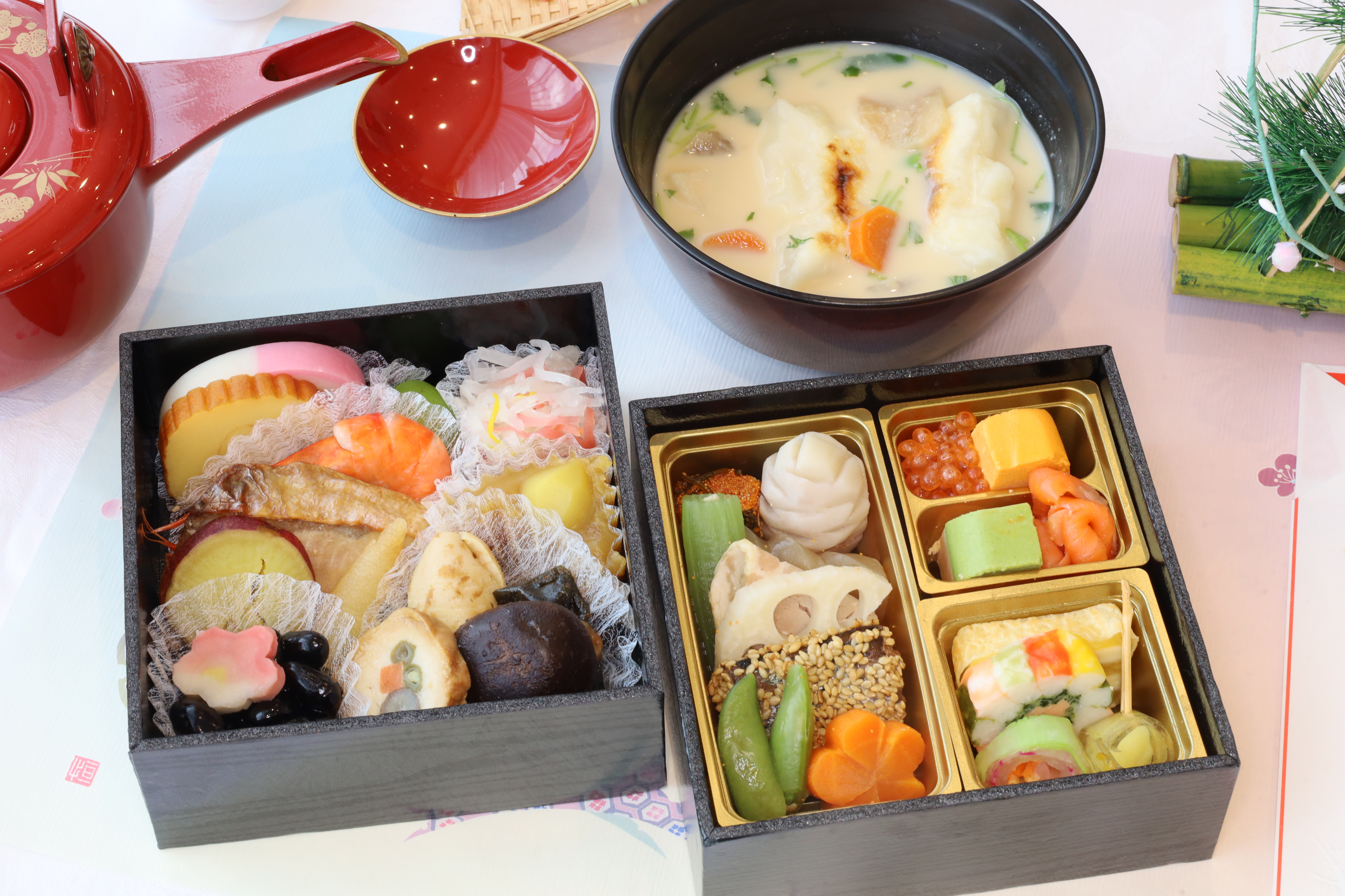 元旦のおせち料理と1月5日の新春祝膳
