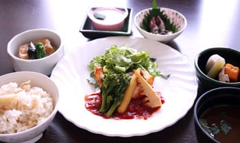 春の会席料理