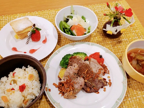 【夕食】1月の誕生会食♪