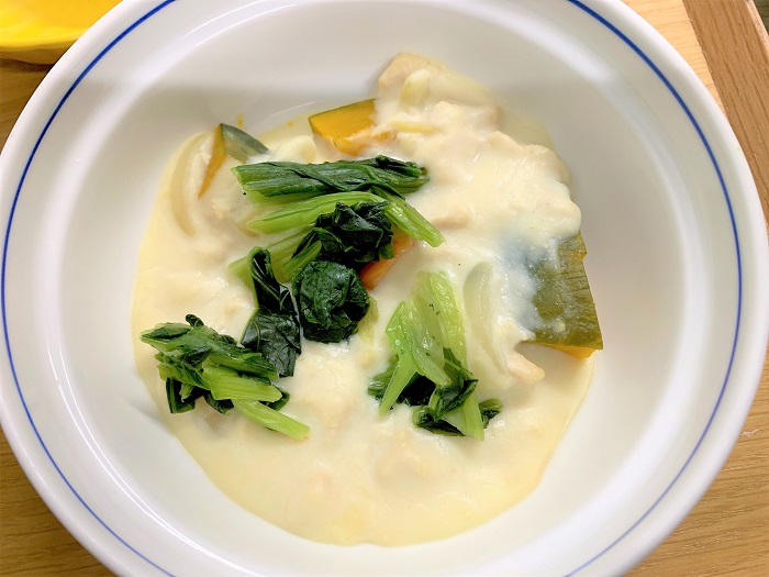 【昼食】小松菜とかぼちゃのクリーム煮