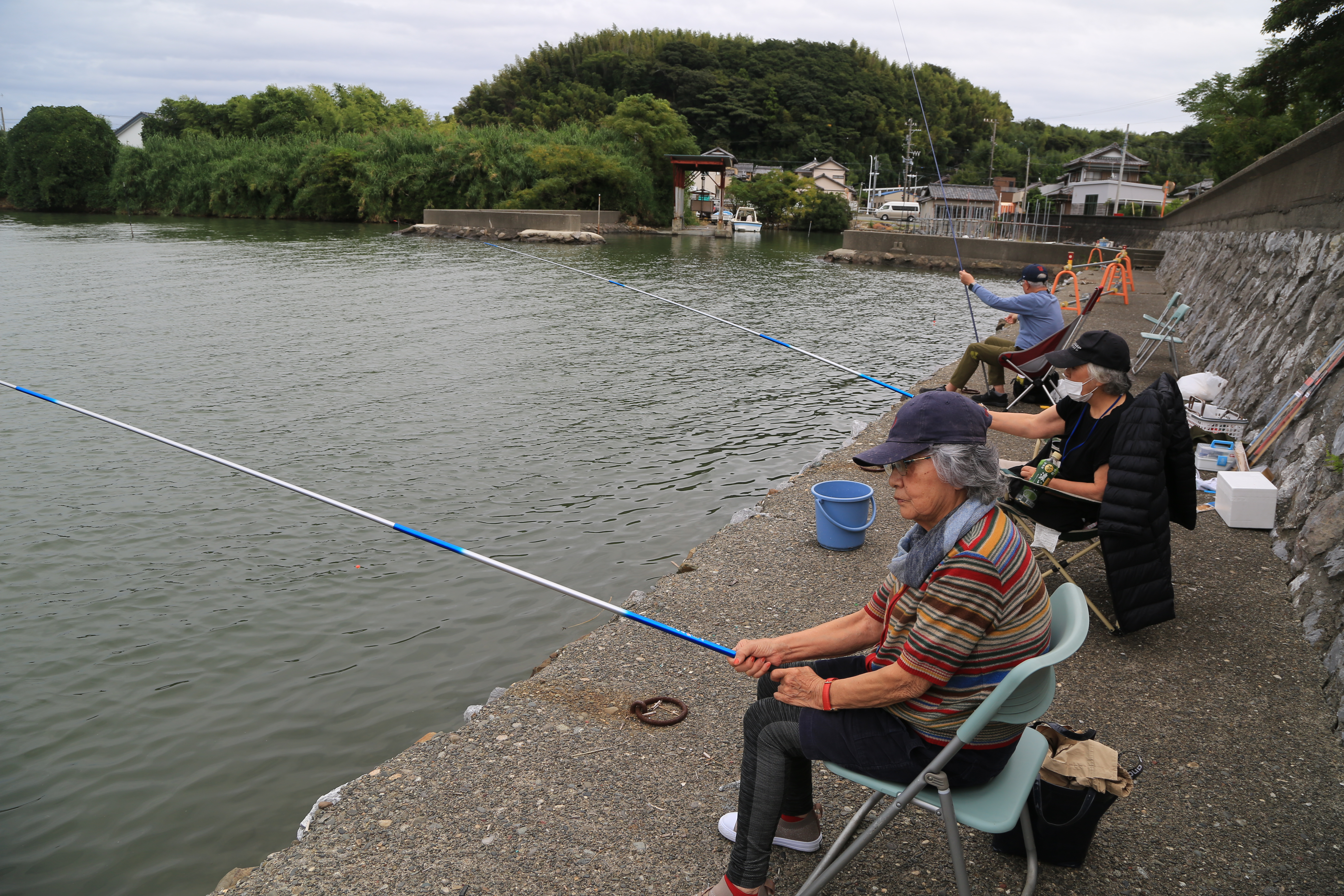 釣り企画を行いました