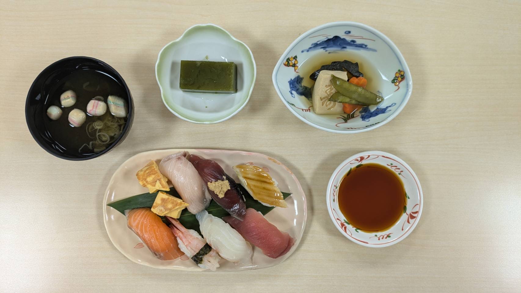 夕食【エデン寿司】