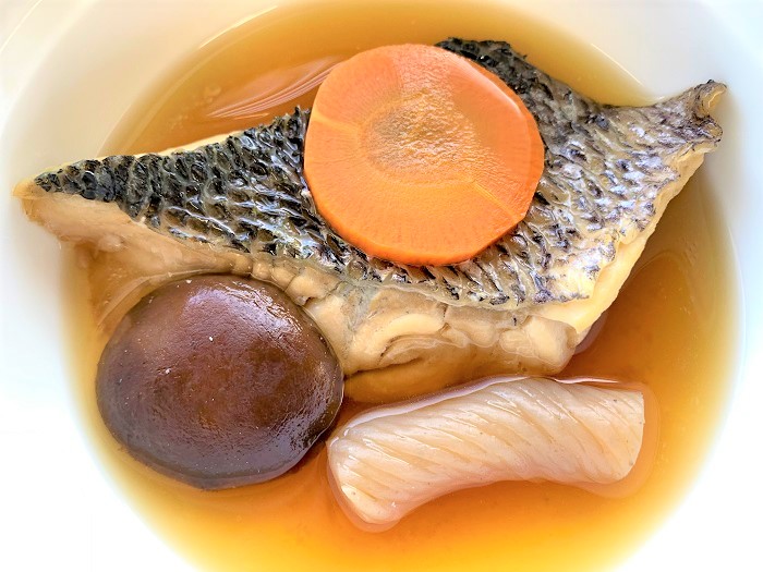 【昼食】白身魚の煮付け	
