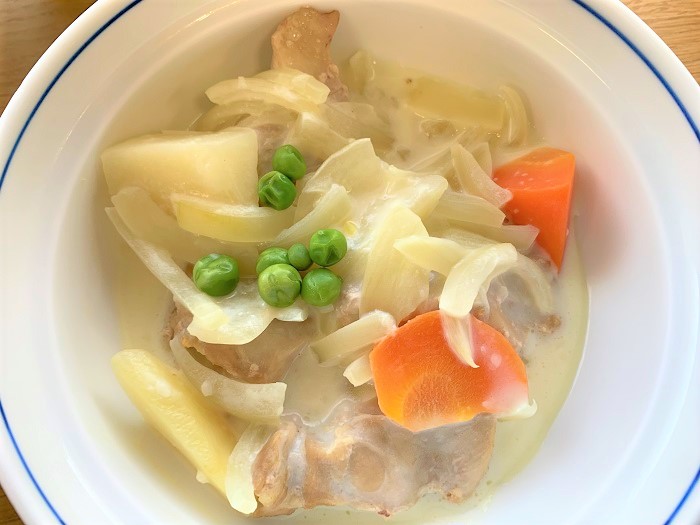 【昼食】若鶏のクリーム煮