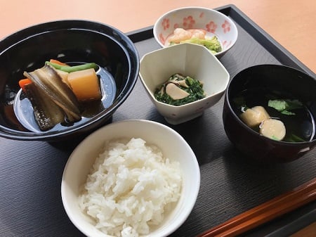 穴子と大根の煮物（昼食）