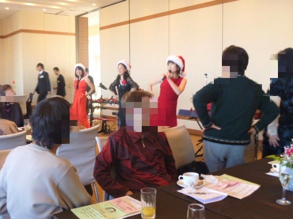 一足早いクリスマスイベントを開催しました【クリスマスパーティー】