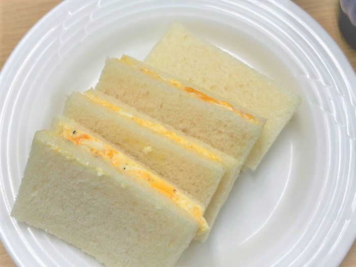 【昼食】サンドイッチ（玉子）	
