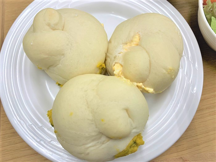 【昼食】ホワイトロールパンサンド	
