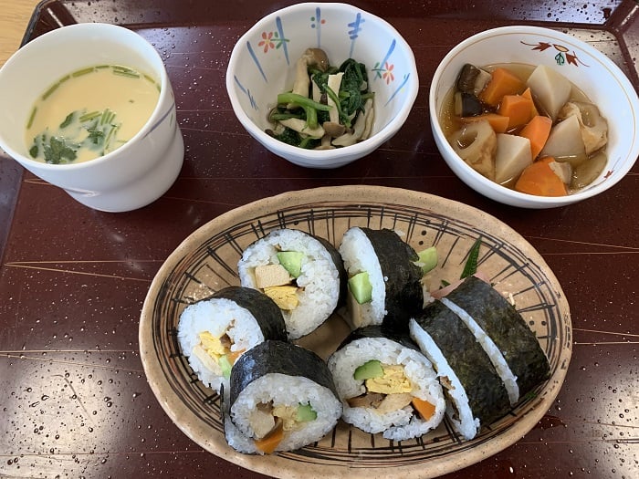 【昼食】巻き寿司