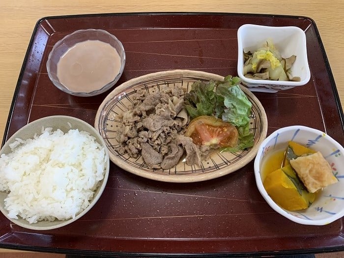 【昼食】豚肉の生姜炒め