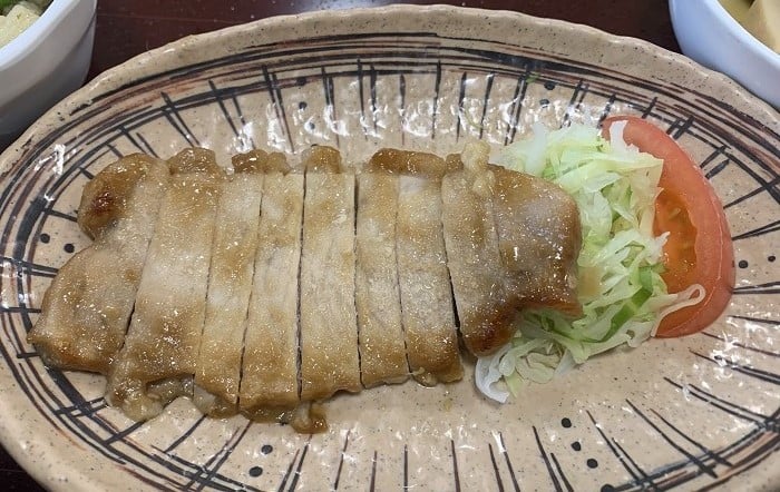 【昼食】豚肉の生姜焼き