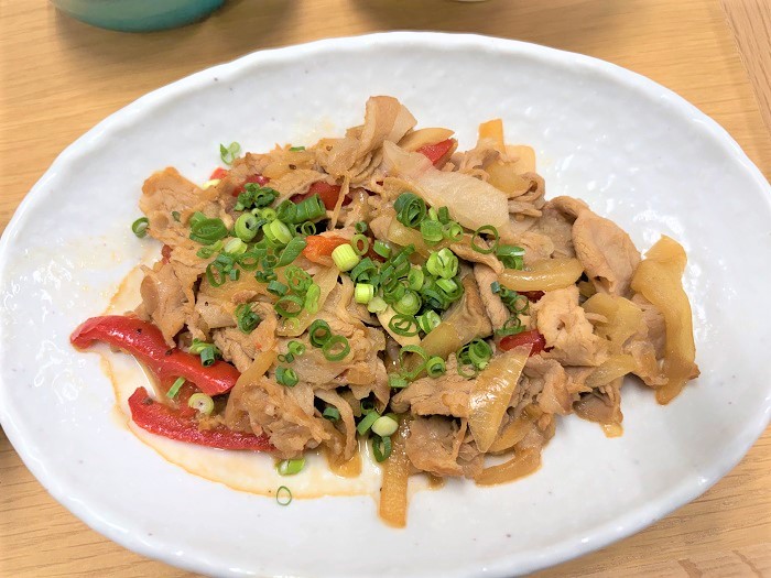 【昼食】豚肉の焼肉炒め