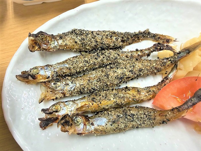【昼食】ししゃものごま焼き