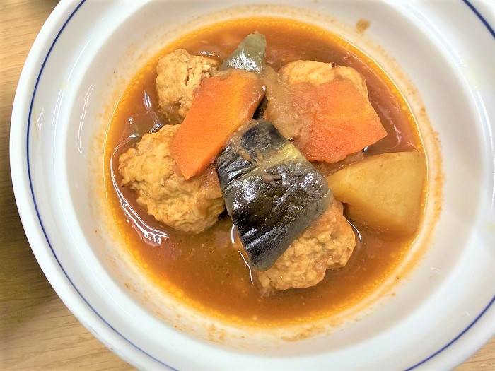 【昼食】肉団子のデミグラス煮
