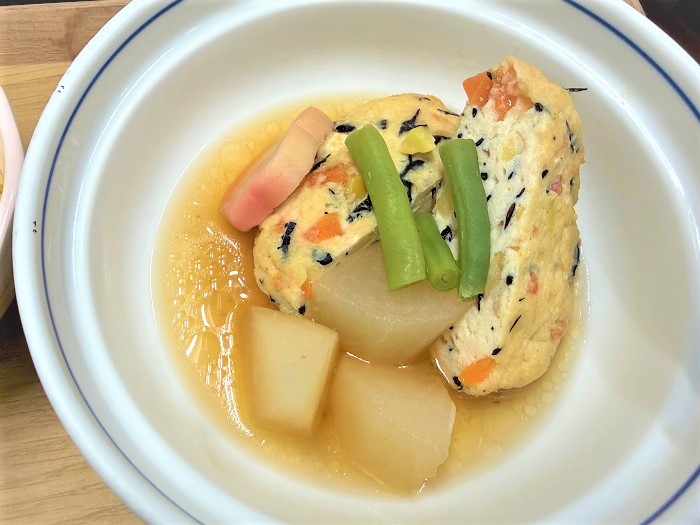 【昼食】飛竜頭の炊き合わせ
