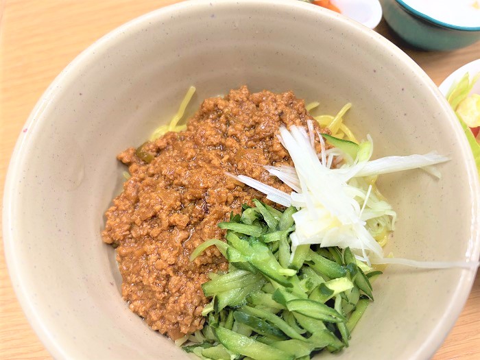【昼食】ジャージャー麺
