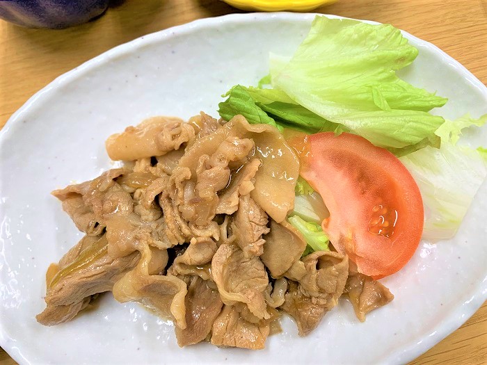 【昼食】豚肉の生姜焼き
