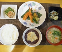 【夕食】12月お誕生日お祝いメニュー