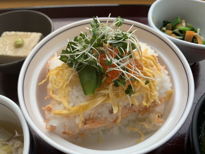 【夕食】睦月お誕生日お祝いメニュー