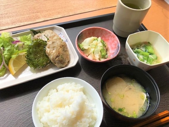 3月の味さんぽ（昼食）