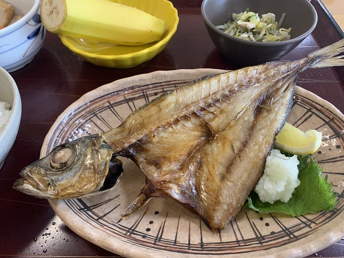 【昼食】アジの開き（干物）