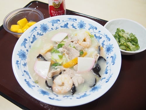 【昼食】5月7日（木）