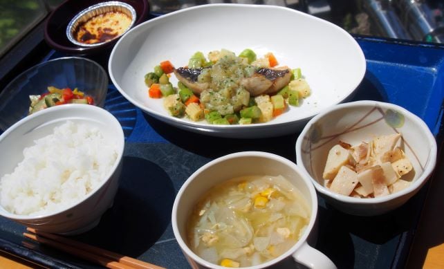 6月17日(水)昼食「6月の誕生会食」旬の野菜たっぷりの創作イタリアン
