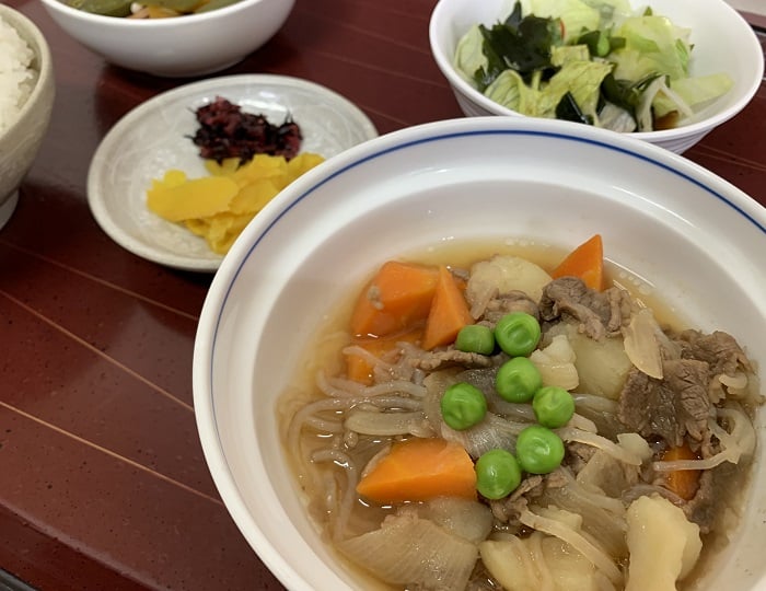 【昼食】牛肉じゃが