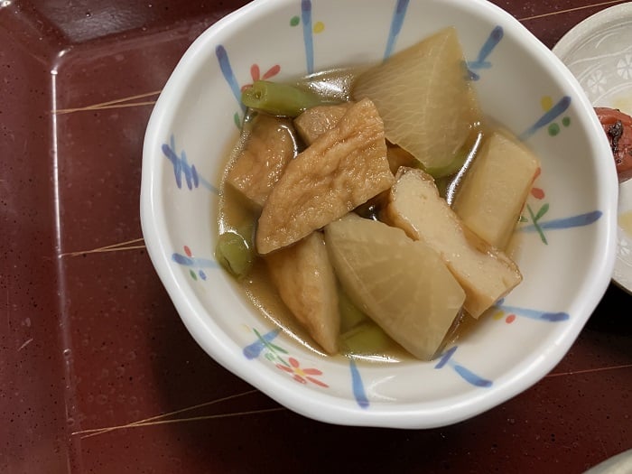 【朝食】さつま揚げと大根の煮物