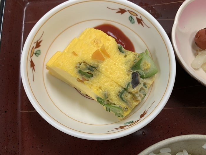 【朝食】五目玉子焼き