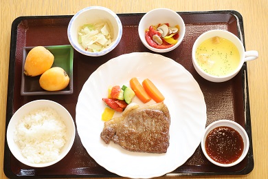 牛ステーキ定食