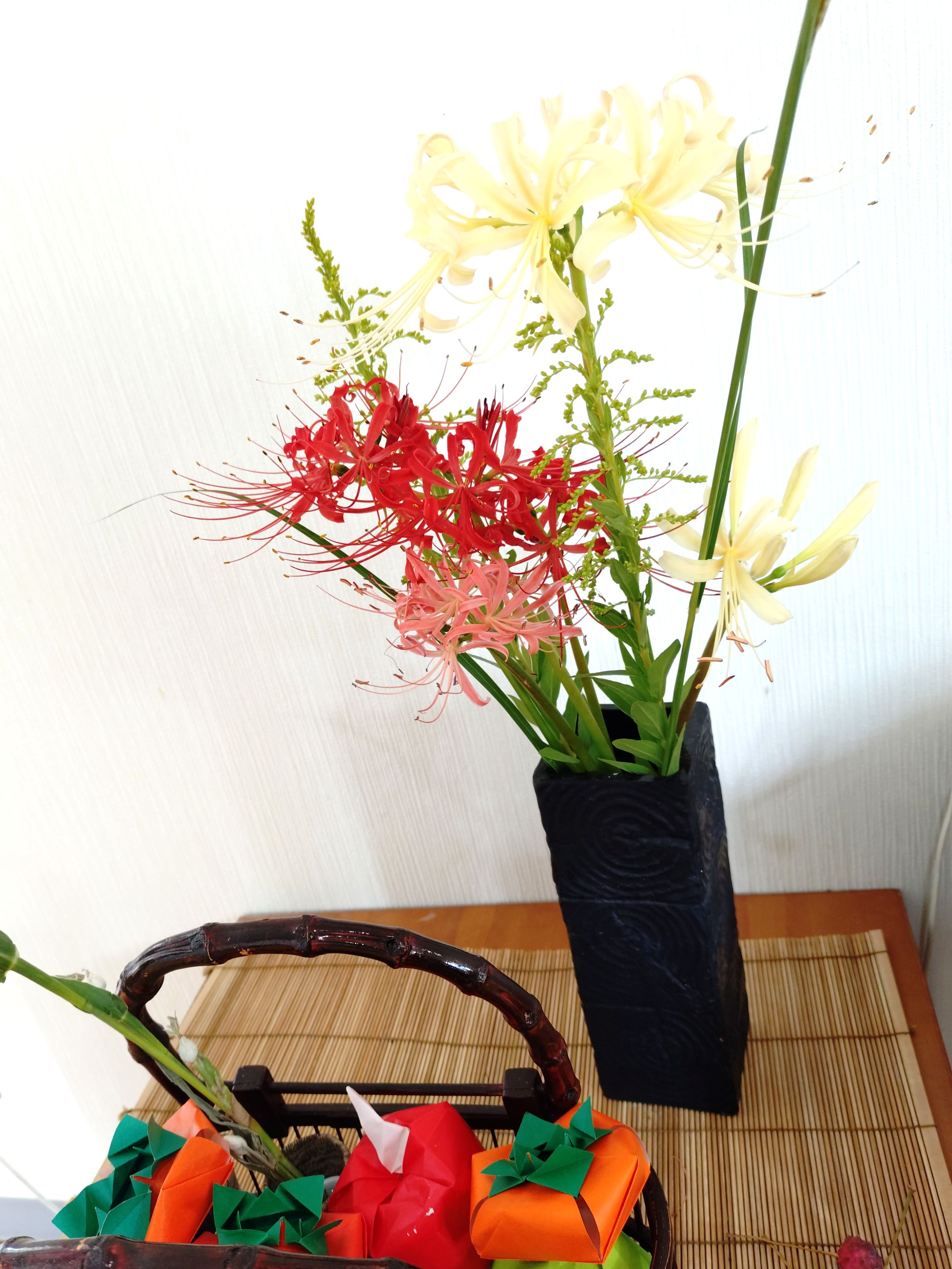 秋を感じるご入居者による飾りつけ