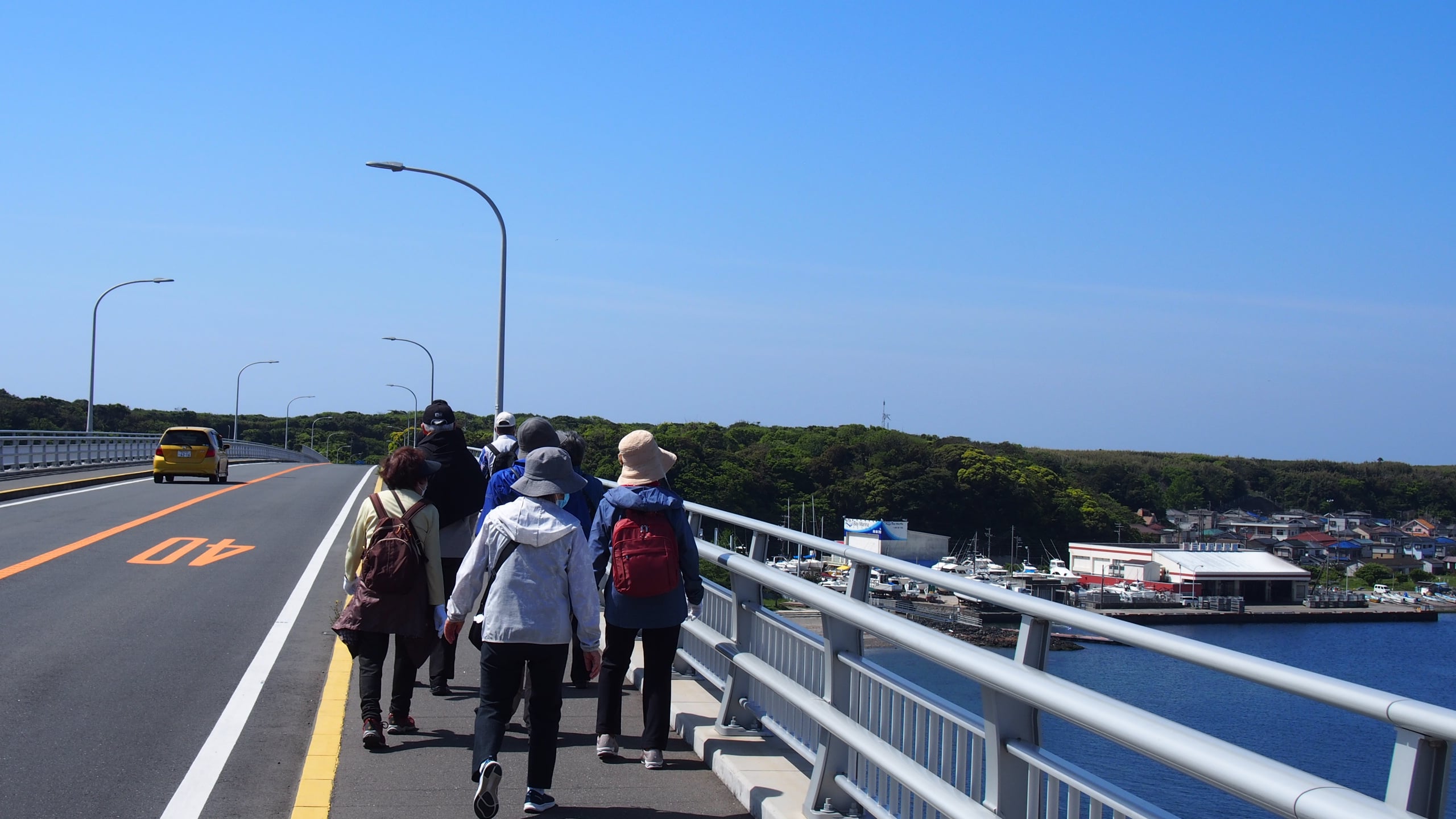 城ヶ島大橋を渡って、いざ城ヶ島へ