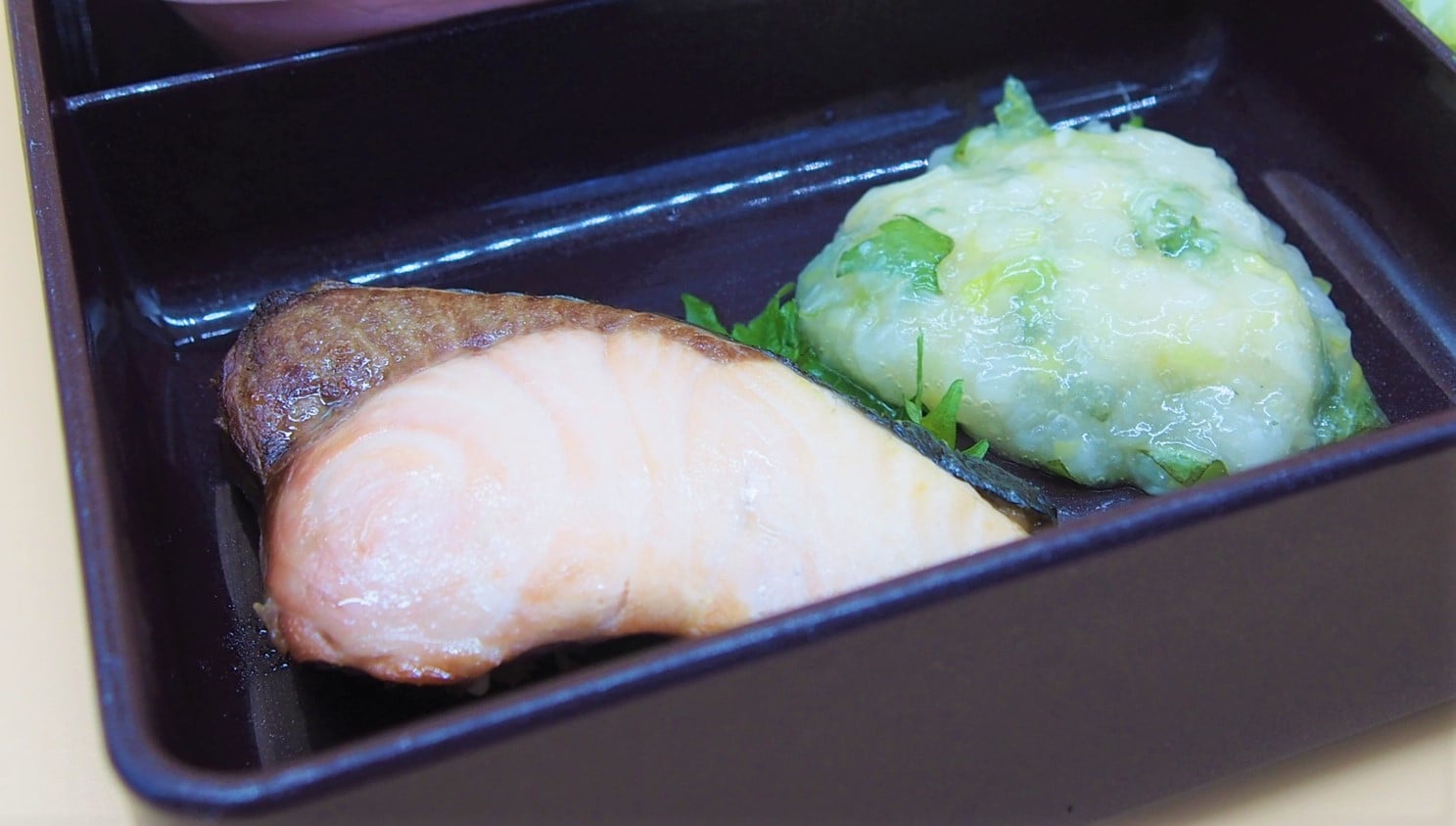 ぶりの塩焼き ～ねぎ大葉だれ～