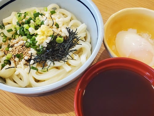 ≪メニューB≫
■釜揚げうどん
■切干大根煮物
■マンゴー
