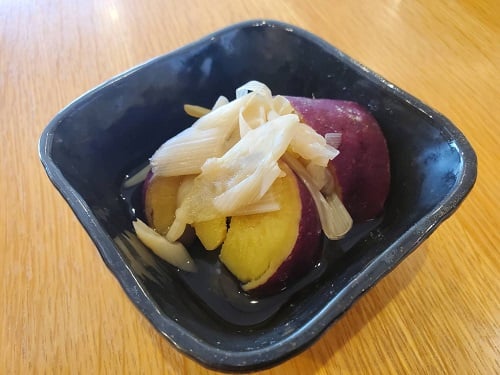 根深ネギとさつま芋の煮物
