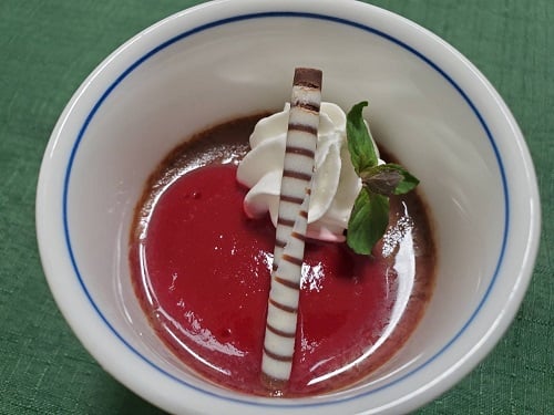 ◆チョコレートプリンフランボワーズソース