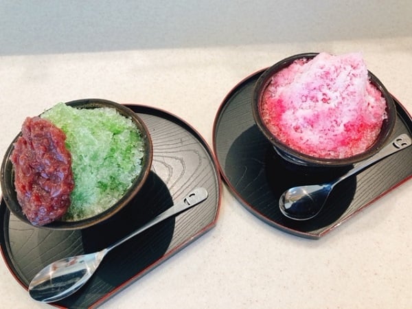 甘くて美味しい宇治金時といちごのかき氷♬