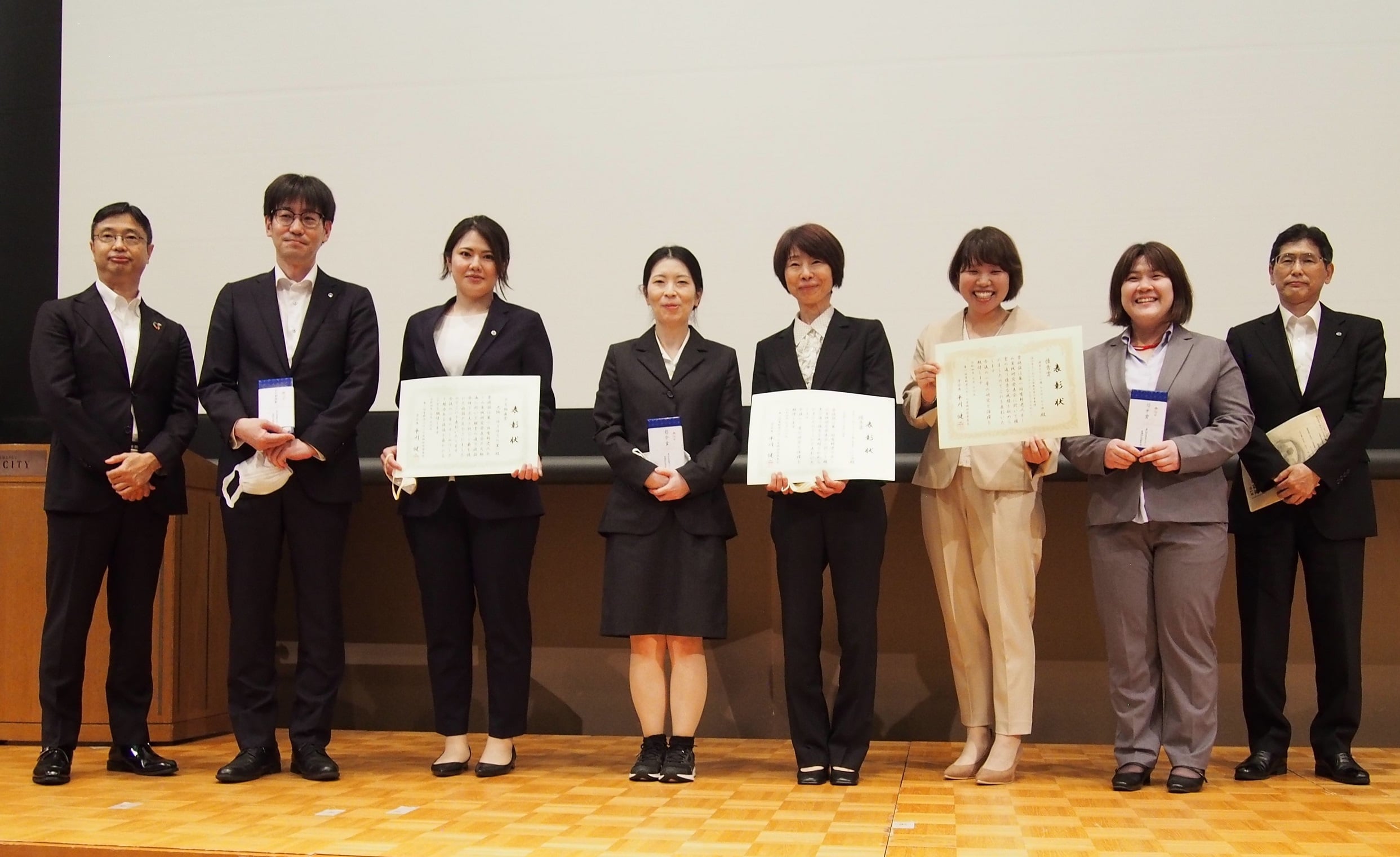 2題が優秀賞に選出されました‼