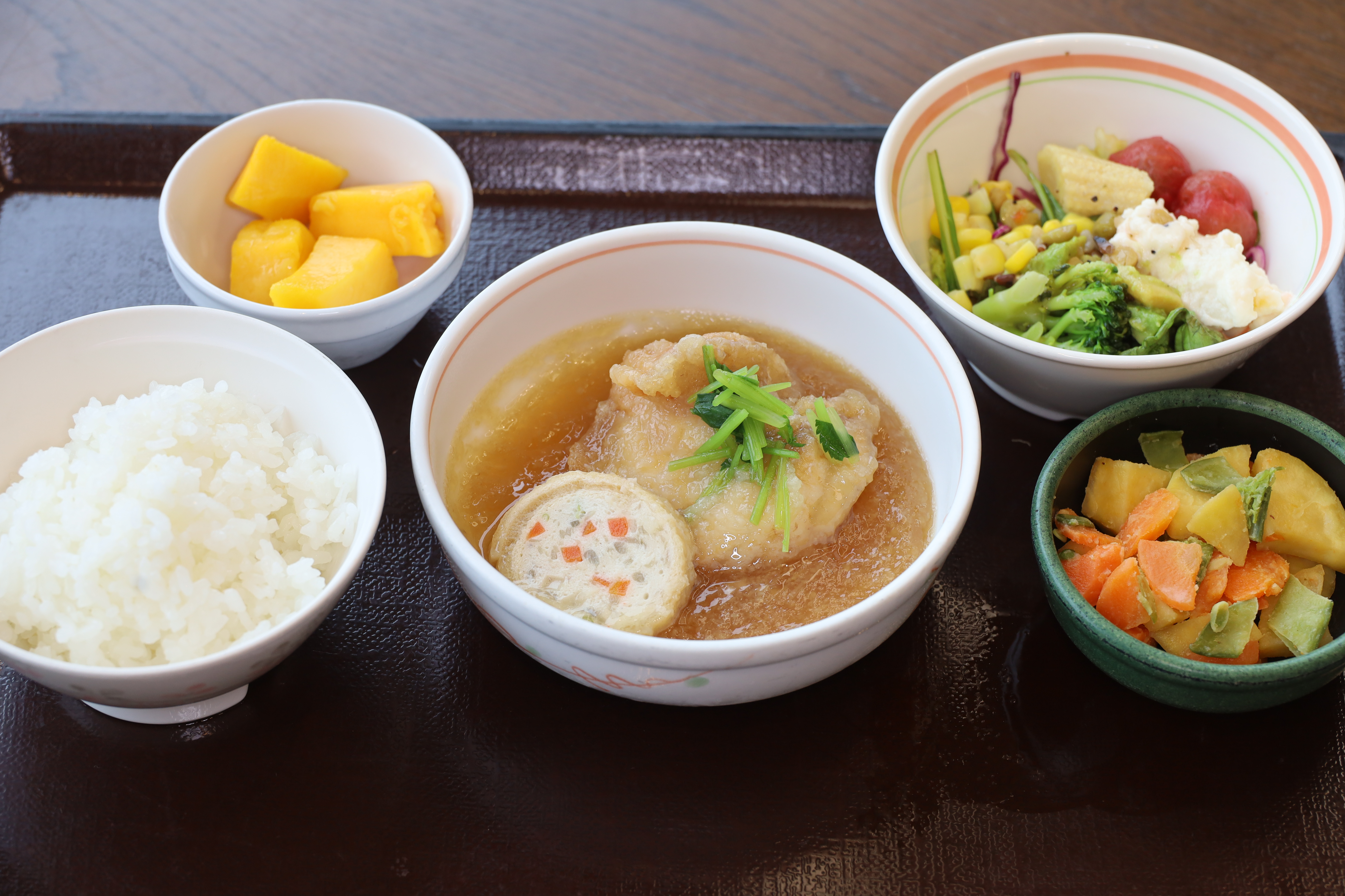 B食：季節の魚（クエ）のみぞれ煮　ご飯・漬物