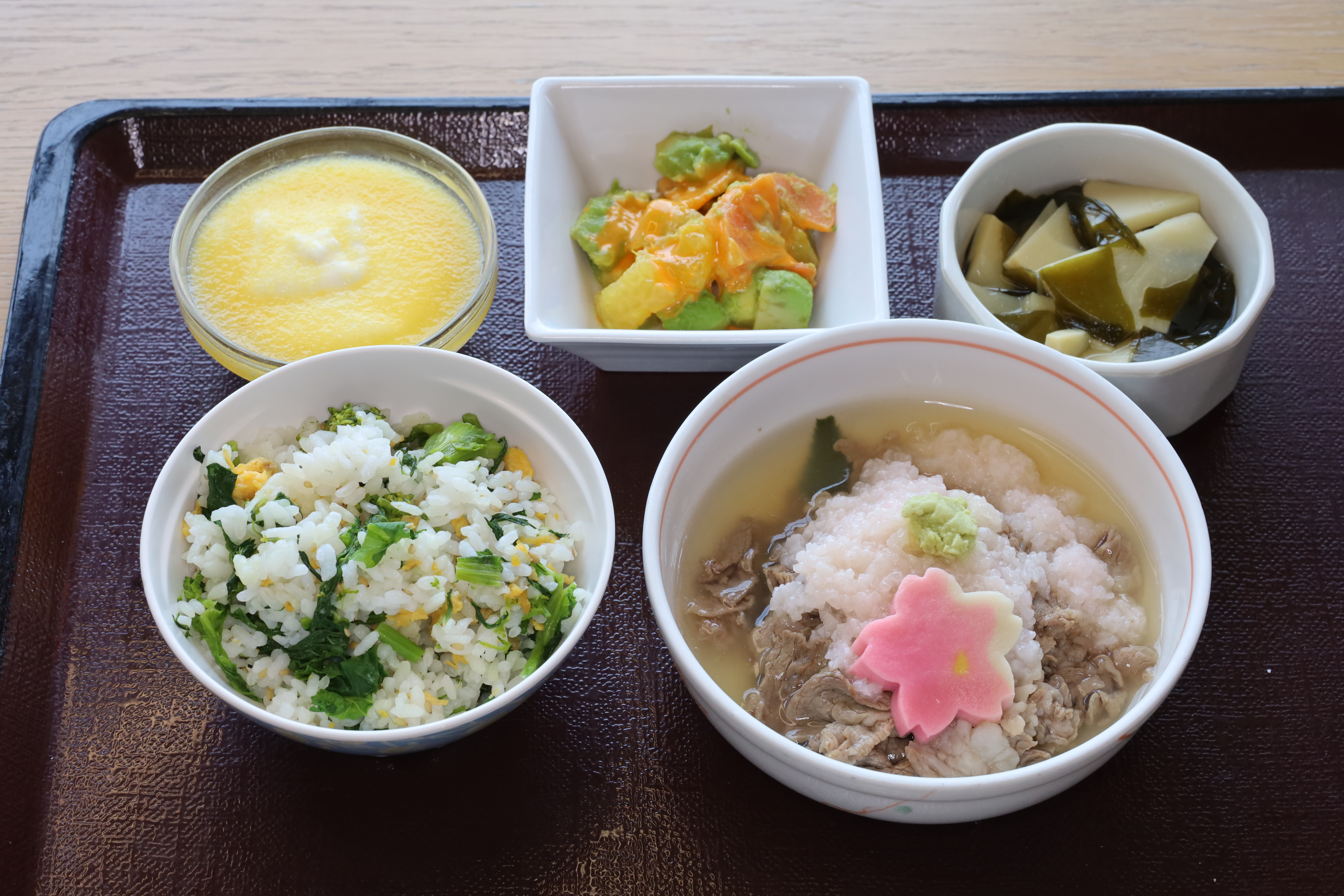 牛肉の桜蒸し