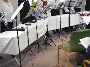 １２月１日（月）トーンチャイム演奏会を開催しました！