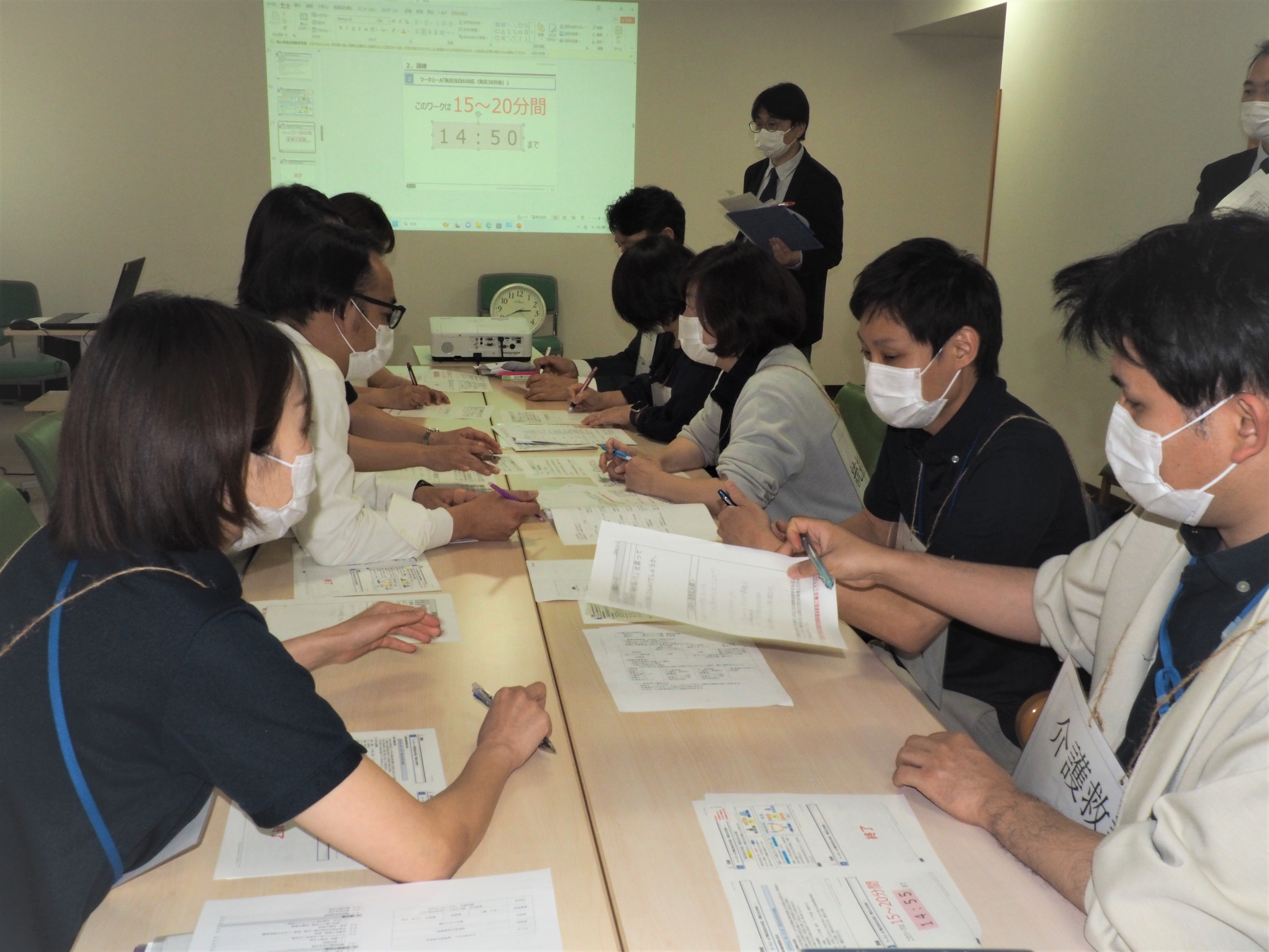サービスの継続・入居者（利用者）の安全確保・職員の安全確保
