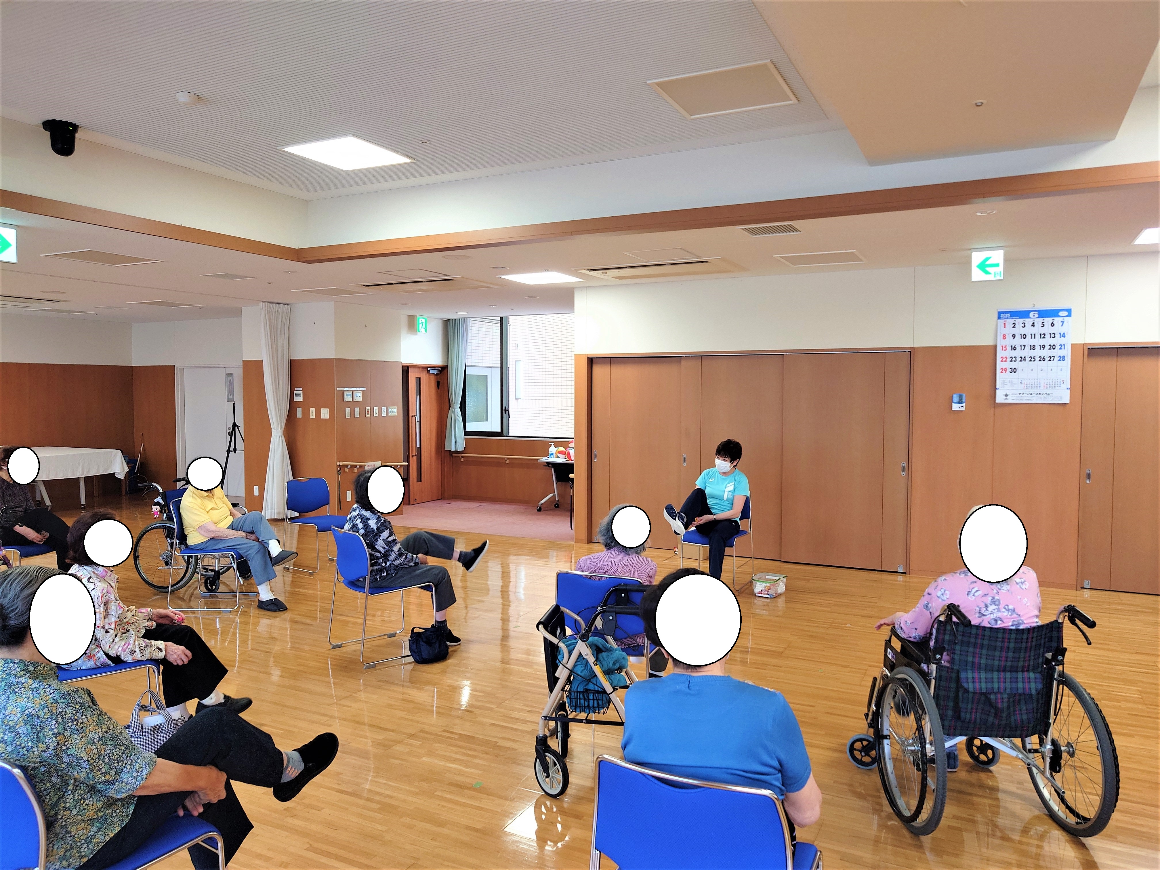 お手玉を２個使っての体操