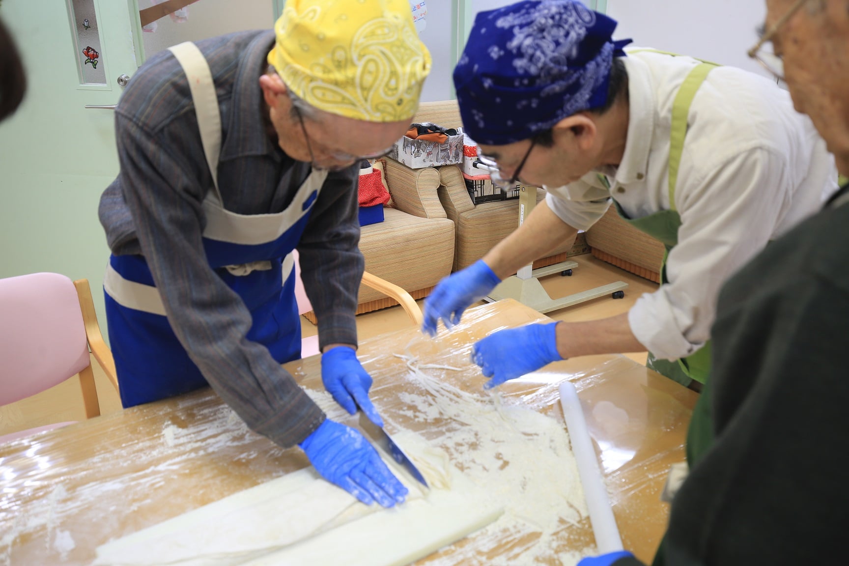 男性入居者限定うどん作り