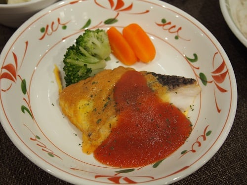 A：白身魚のチーズピカタ
